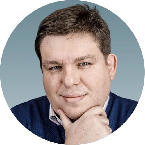 Илья Назаров